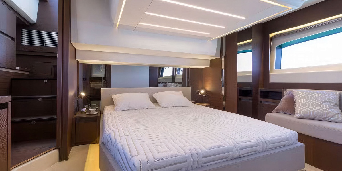 Аренда яхты Presige 520 на Лазурном берегу